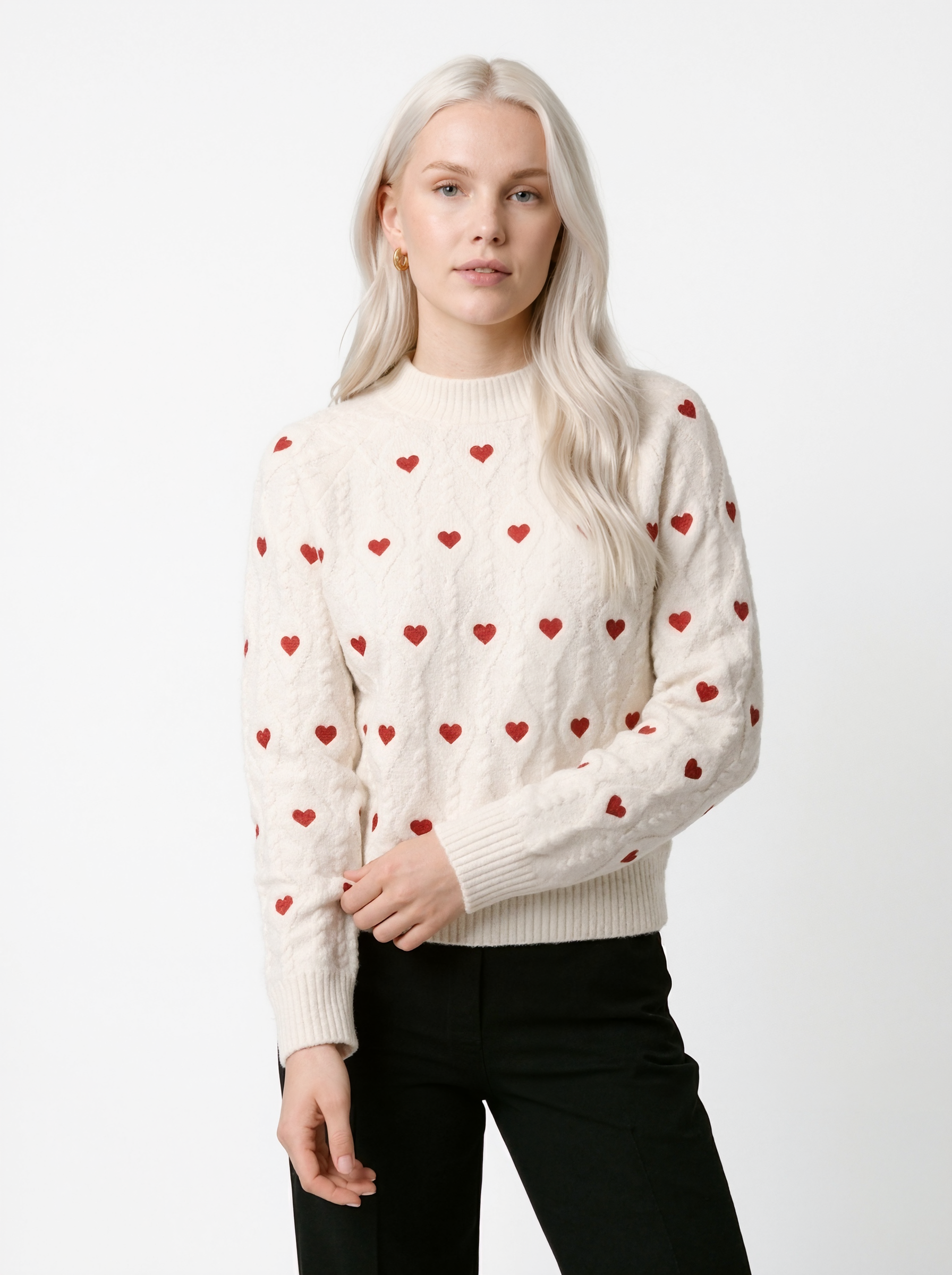 Heart Pattern Cable Knit Sweater