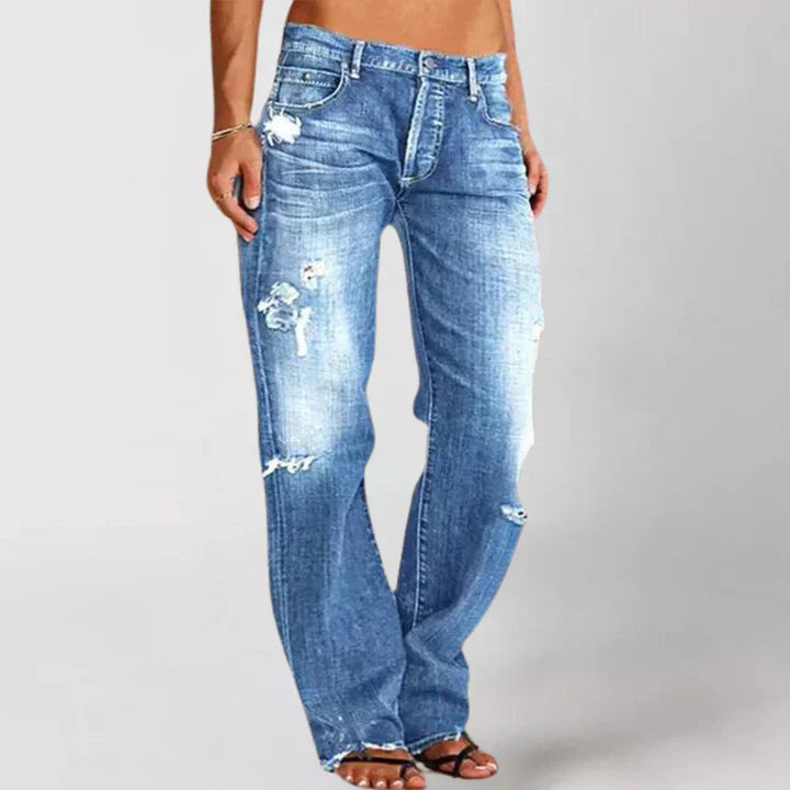 Relaxed Wide Leg Jeans