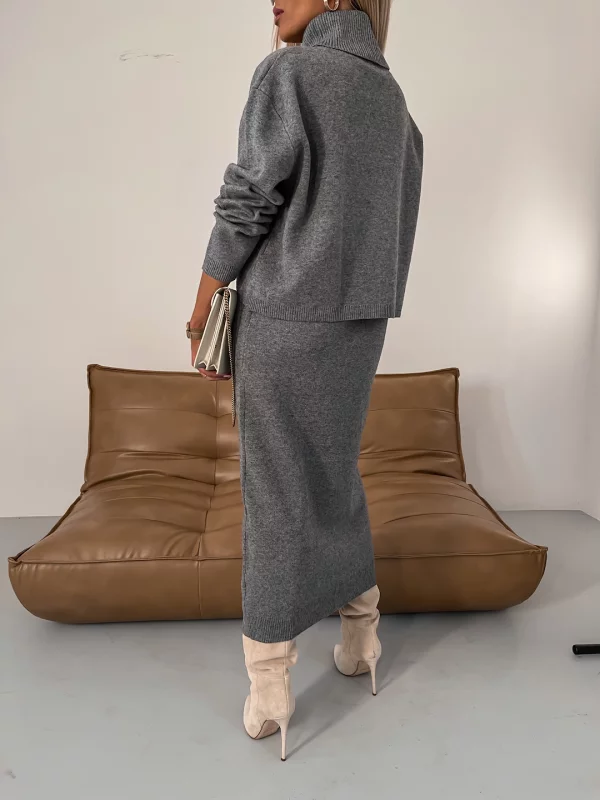 Relaxed Turtleneck Knit Sweater