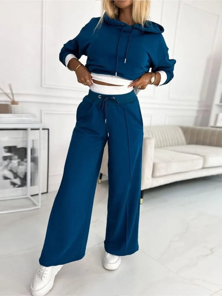 Relaxed Fit Sweatshirt & Joggers Set