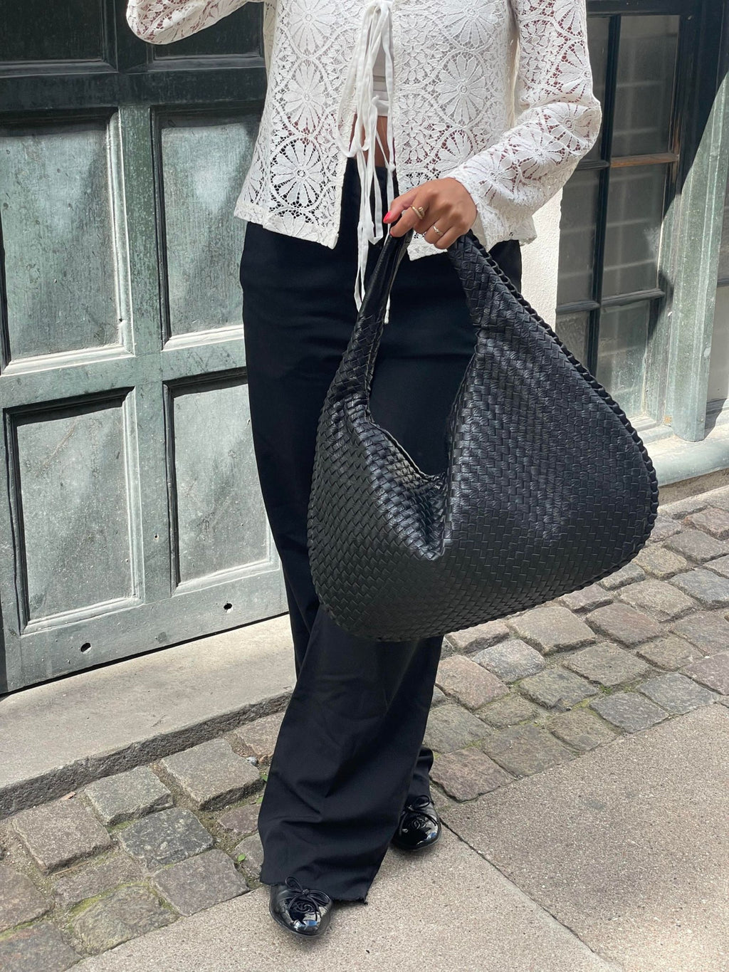 Oversized Woven Hobo Shoulder Bag