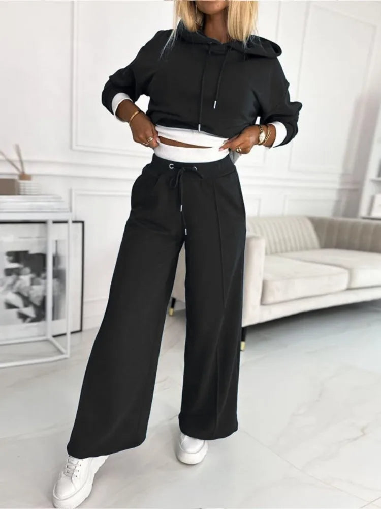 Relaxed Fit Sweatshirt & Joggers Set