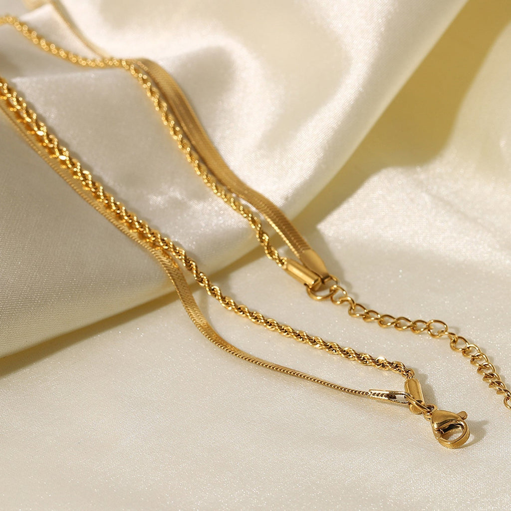 Minimalist Layered Gold Chain Necklace