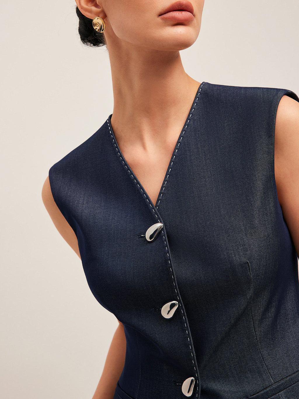 Contrast Stitching Peplum Vest