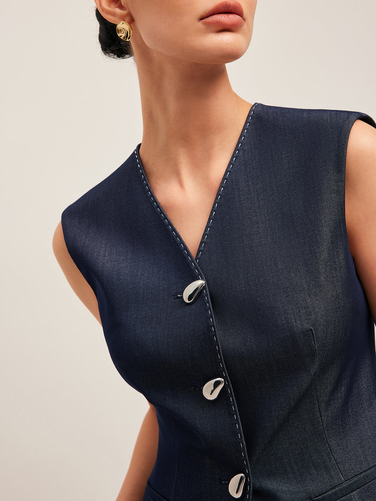 Contrast Stitching Peplum Vest