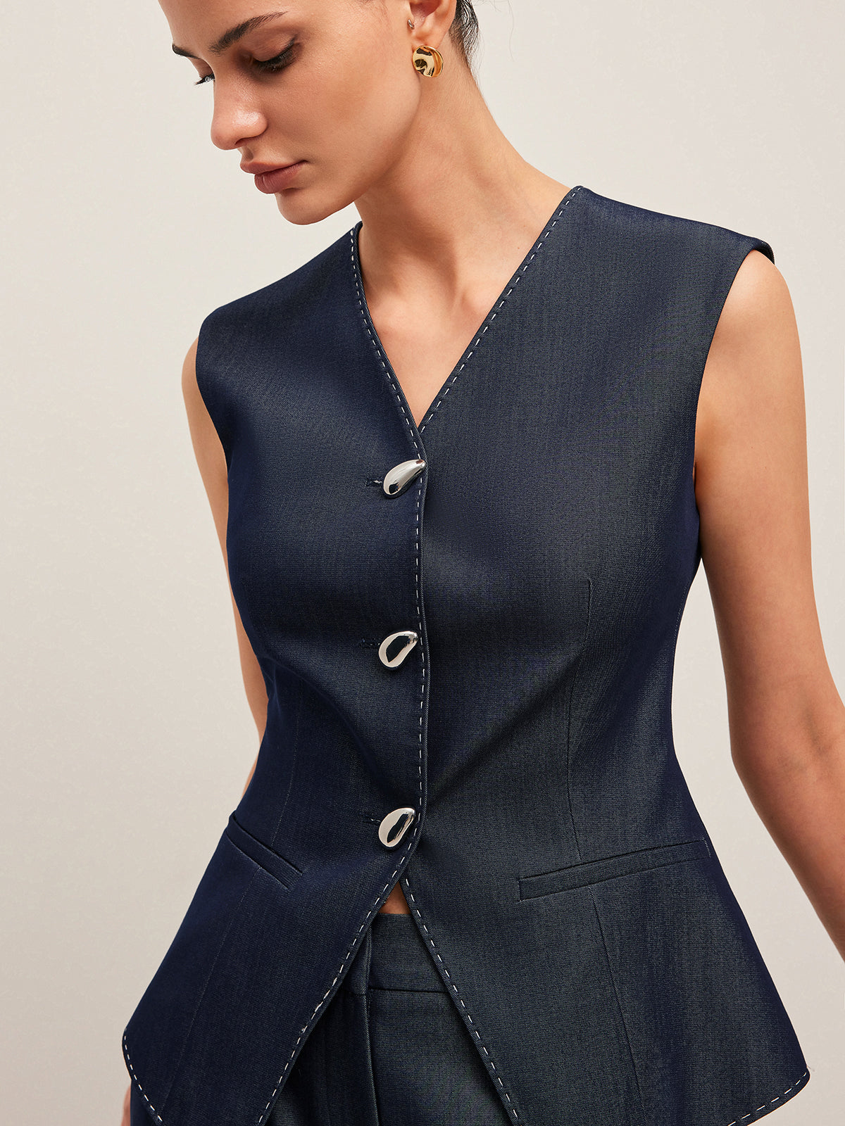 Contrast Stitching Peplum Vest