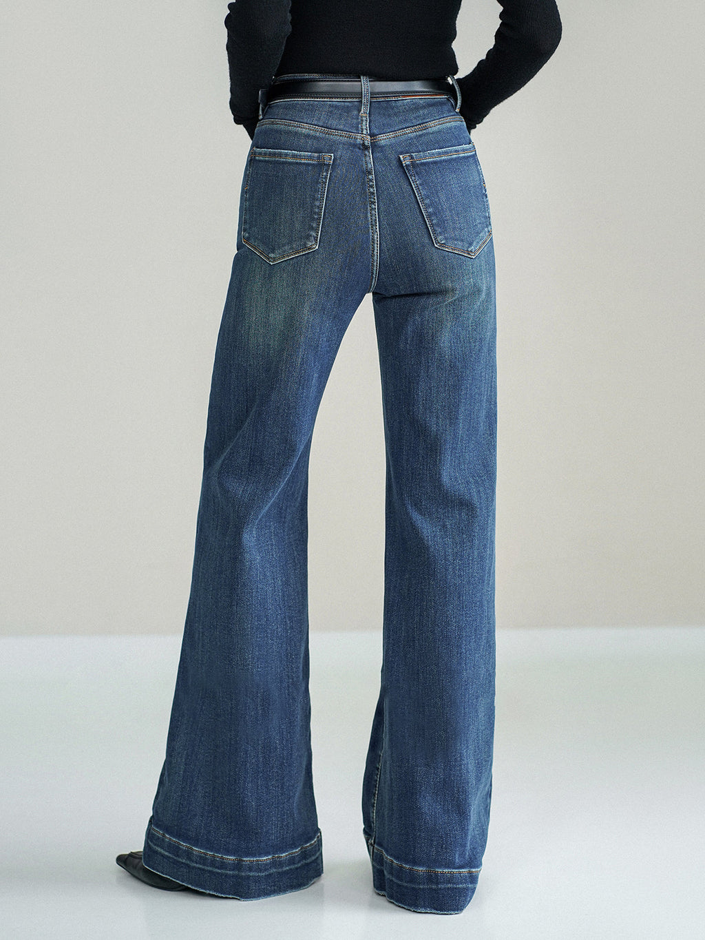 Stretch Mid-Waist Bootcut Jeans