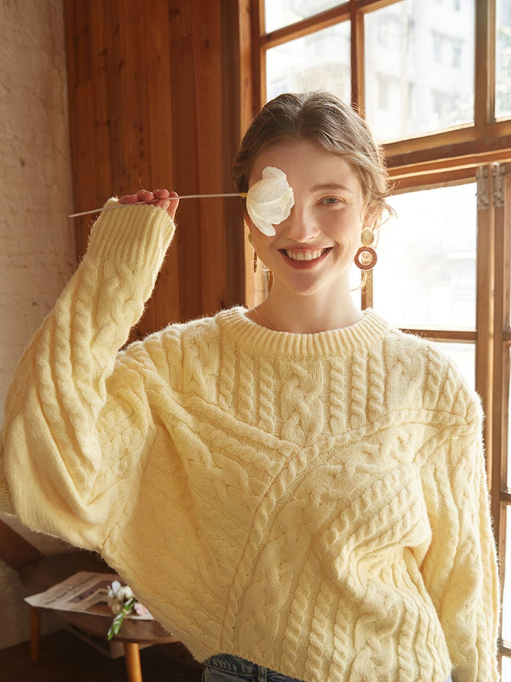 Soft Cropped Cable Knit Top