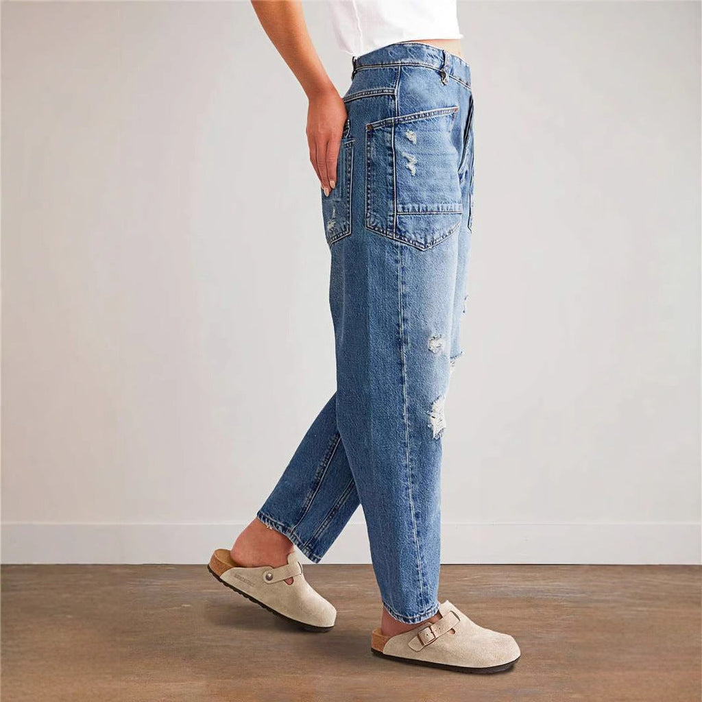 Distressed Boyfriend Jeans