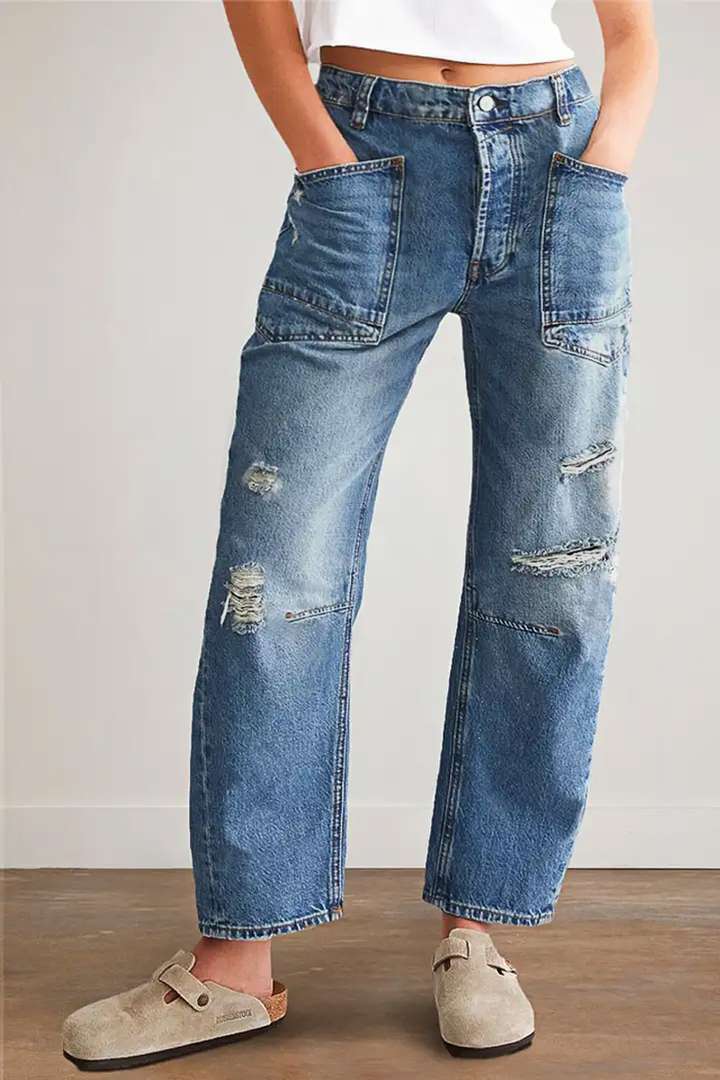 Distressed Boyfriend Jeans