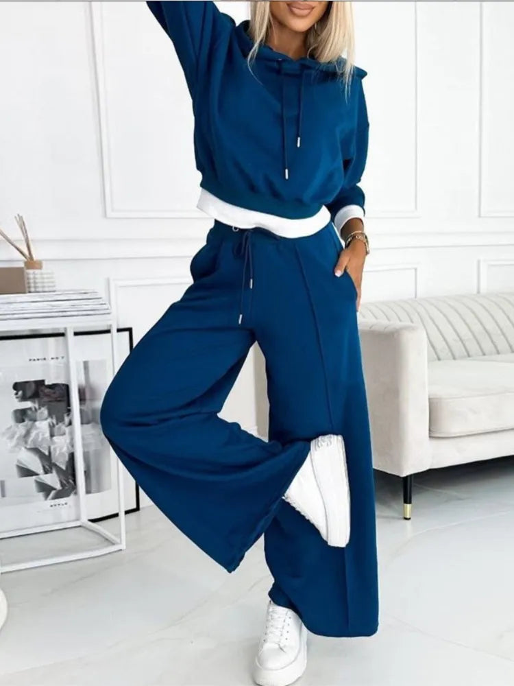 Relaxed Fit Sweatshirt & Joggers Set