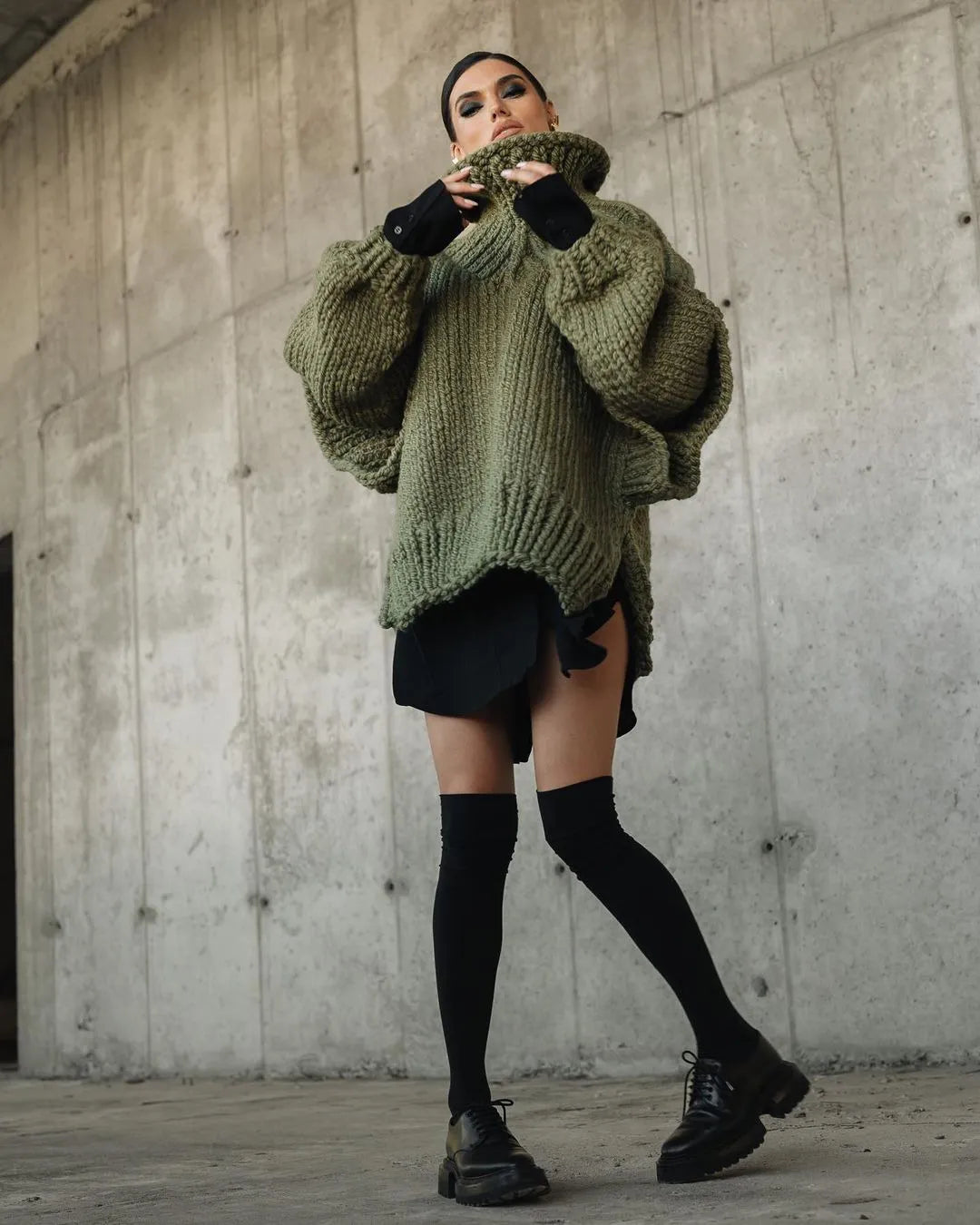 Relaxed Chunky Knit Sweater
