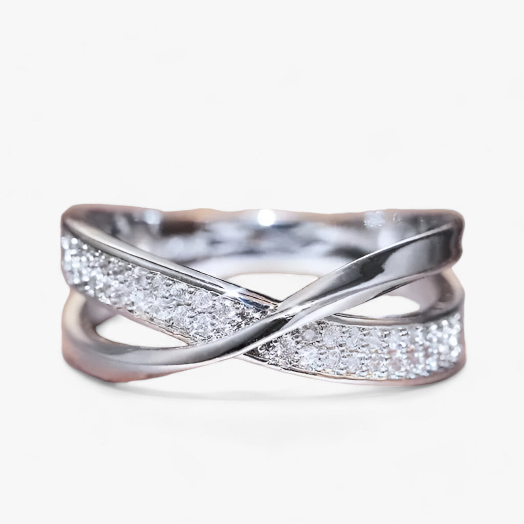 Two-Tone Crossover Ring