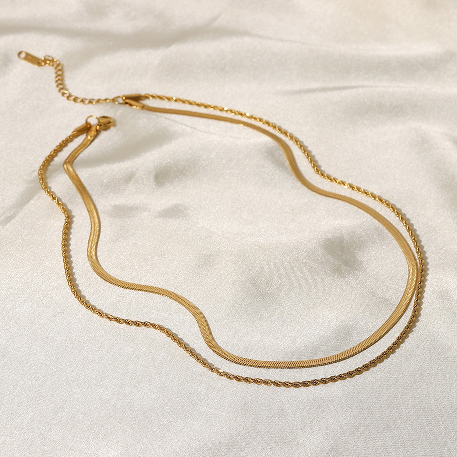 Minimalist Layered Gold Chain Necklace