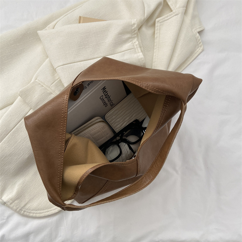 Vegan Leather Slouchy Shoulder Bag