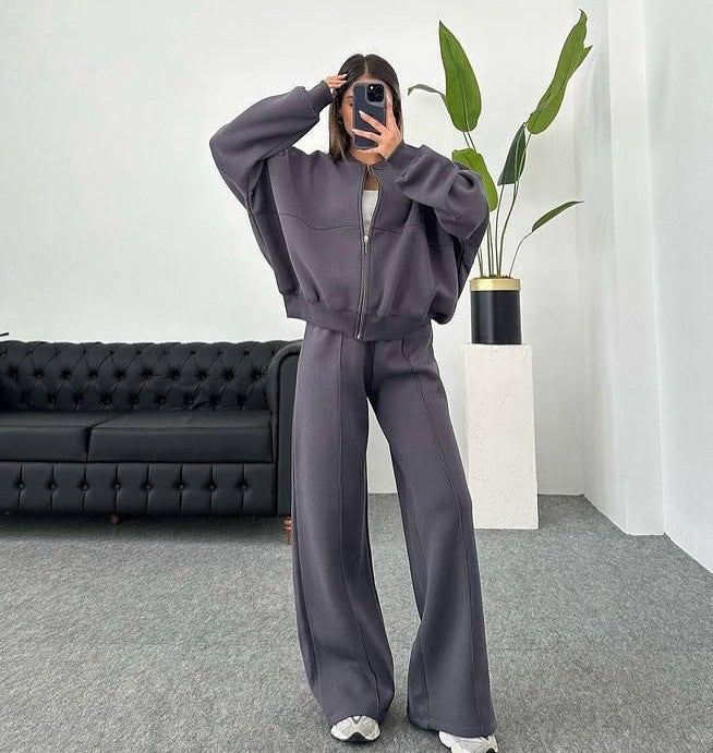 Relaxed Jogging Suit Two Piece Set