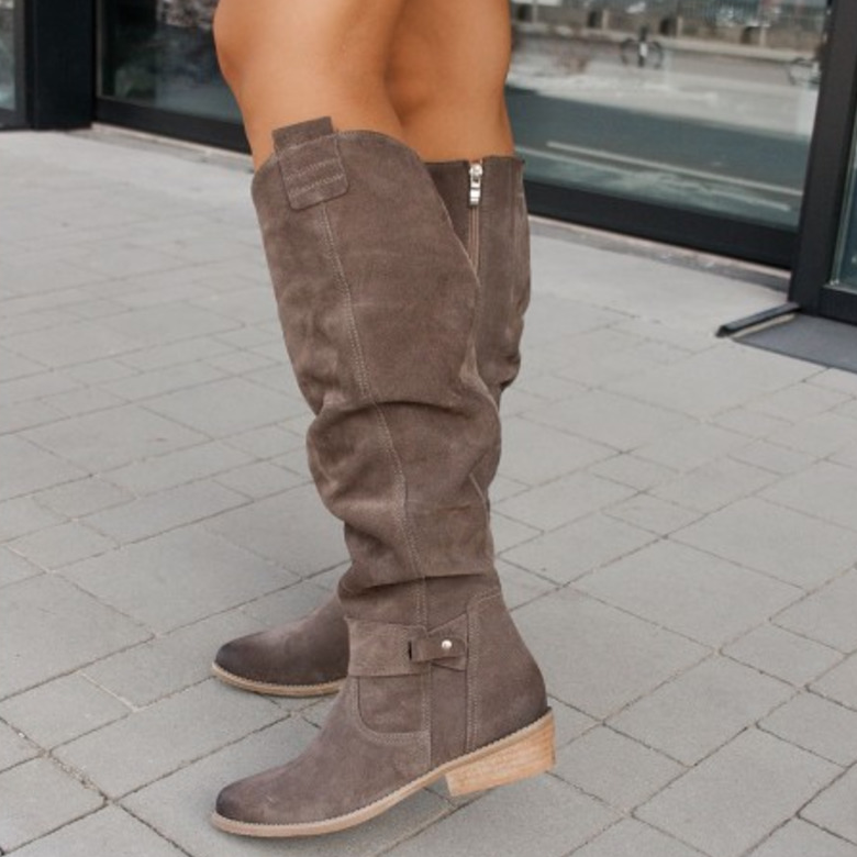 Stylish Brown Slouchy Suede Boots